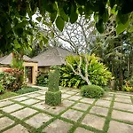 Villa Vajra
